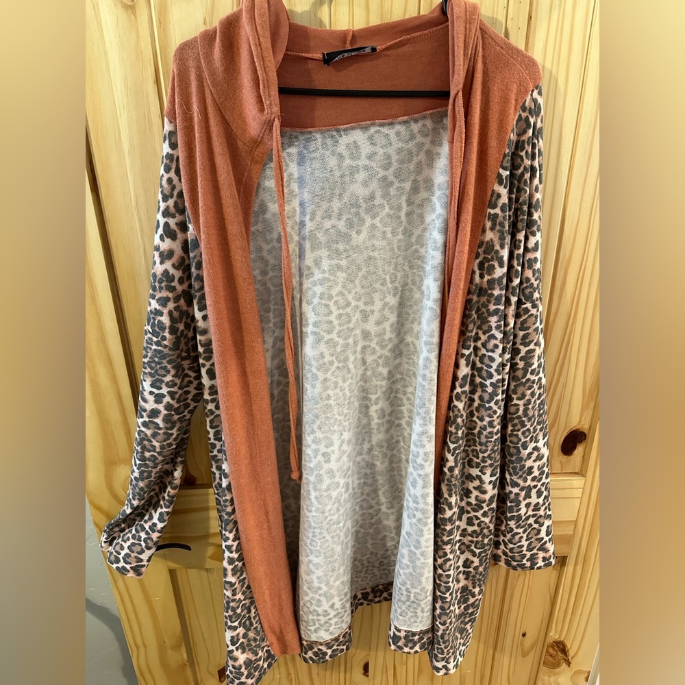 NWOT rae mode cardigan